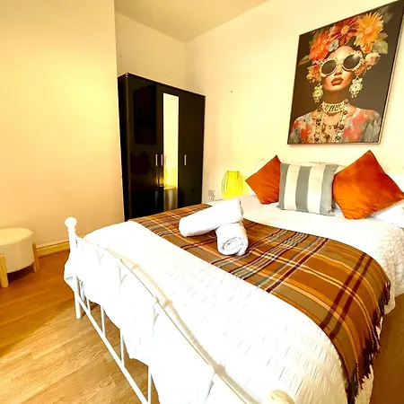 Bude A2 - Cosysaver Apartment Leeds (West Yorkshire)